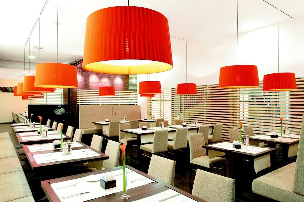 Hotel Nh Collection Berlin Mitte Am Checkpoint Charlie Esterno foto