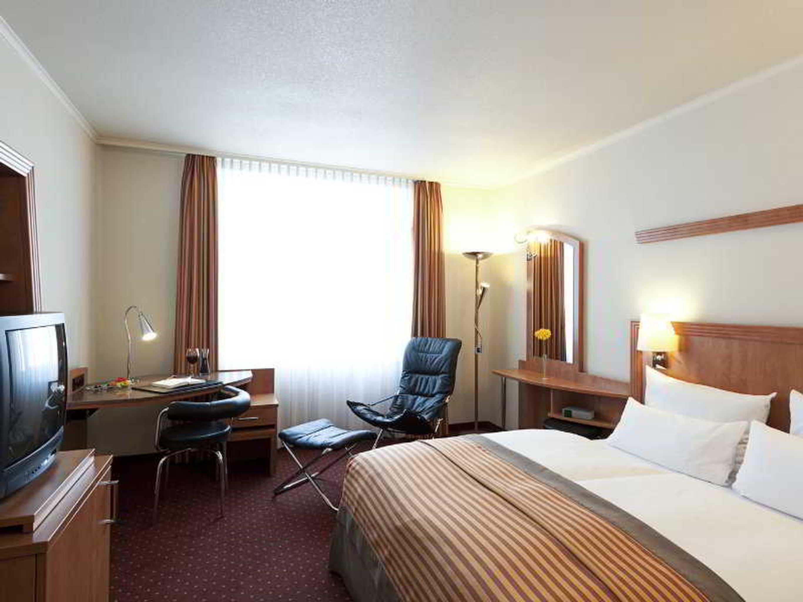 Hotel Nh Collection Berlin Mitte Am Checkpoint Charlie Camera foto
