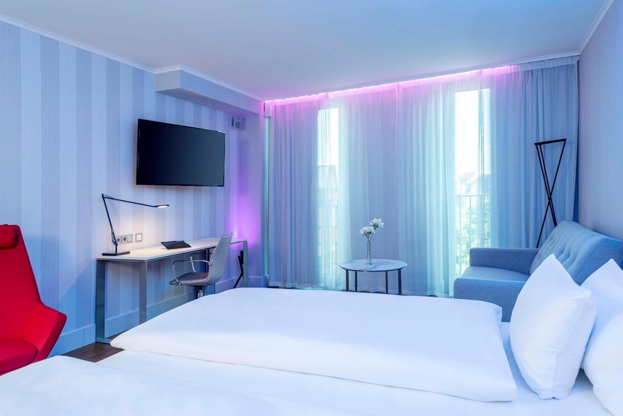Hotel Nh Collection Berlin Mitte Am Checkpoint Charlie Esterno foto