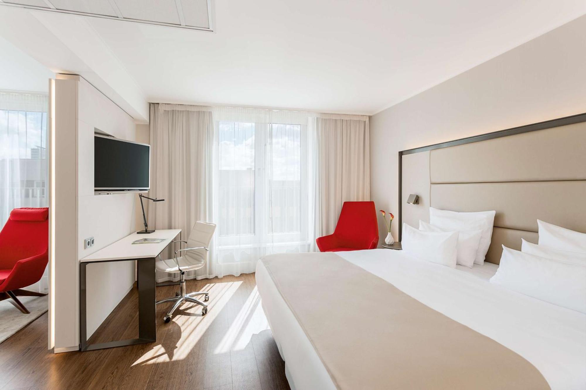Hotel Nh Collection Berlin Mitte Am Checkpoint Charlie Esterno foto
